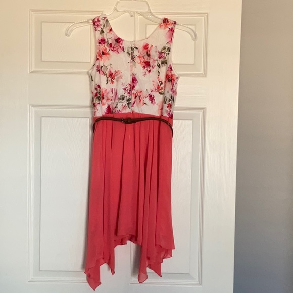 Girl’s Dress Size 12 - Picture 3 of 8